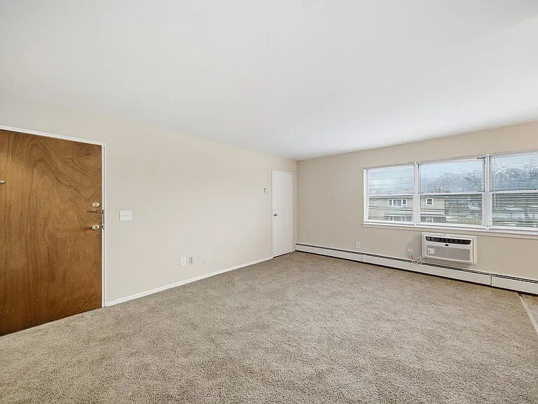 1 Dahnerts Park Ln #6 — Photo 13