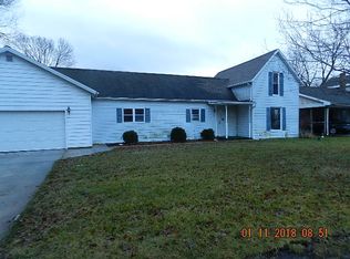 308 E Van Buren St, Leesburg, IN 46538