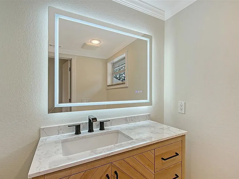 1203 Lyric Ln — Photo 21