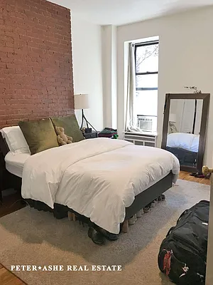 Rented by Peter Ashe | media 2