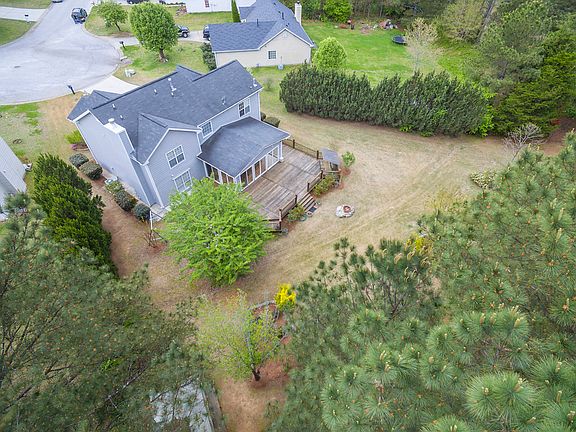 5th image of 2272 Red Rose Ln