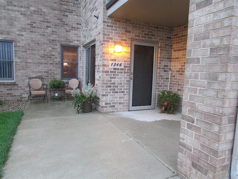 1st image of 1346 Lehman Dr