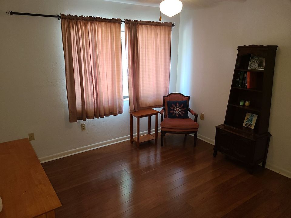1st image of 2735 SW 35th Pl #Cw801