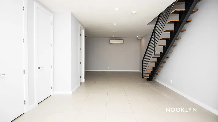 Rented by Nooklyn NYC LLC | media 68