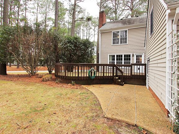 3rd image of 813 Brewer Pl