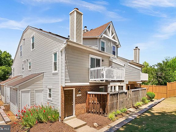 5th image of 4388 Pembrook Village Dr #90