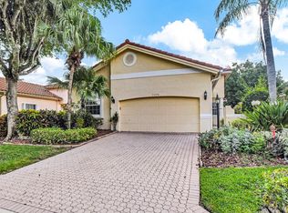 5370 Casa Real Dr, Delray Beach, FL 33484