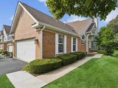 350 Cimarron Rd E, Lombard, IL, 60148