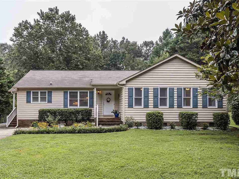 1st image of 1006 River Forest Dr