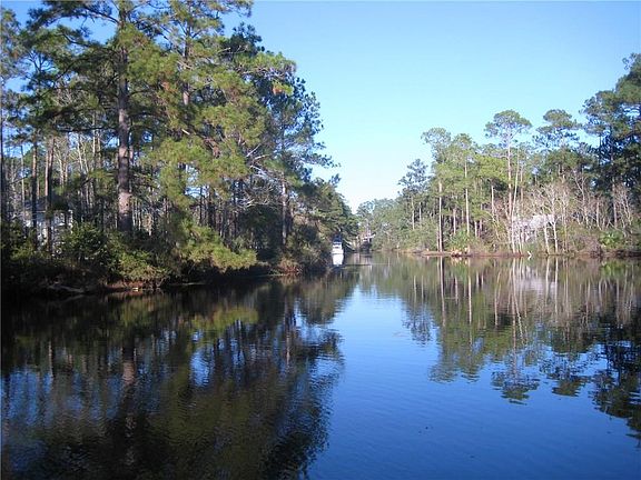 4th image of Lacombe Harbor Ln
