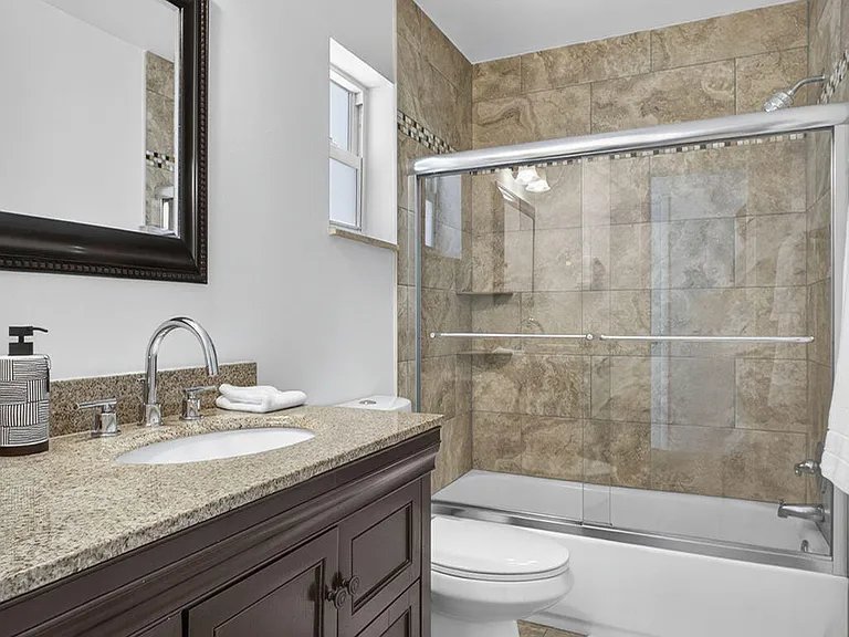 11760 Inverness Cir — Photo 13