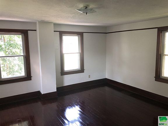 5th image of 18257 Nature Ave