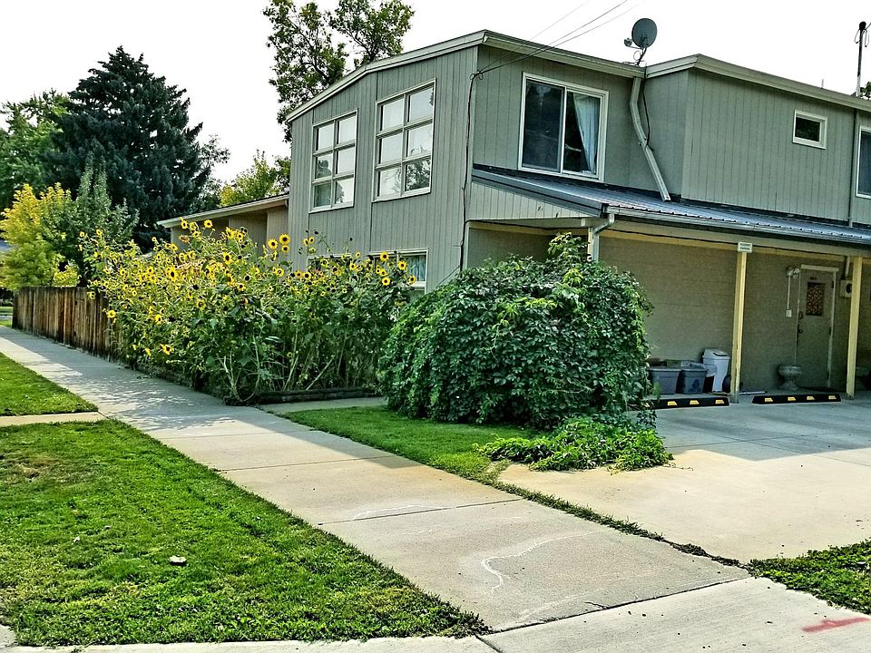 1st image of 1108 1/2 1st Ave N