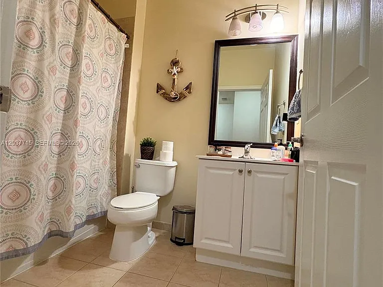 280 Las Brisas Cir #280 — Photo 18