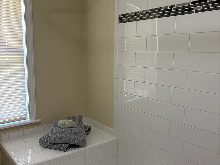 501 Barckhoff St — Photo 22