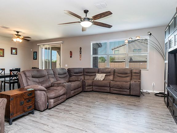 4th image of 336 E SANTORI Drive