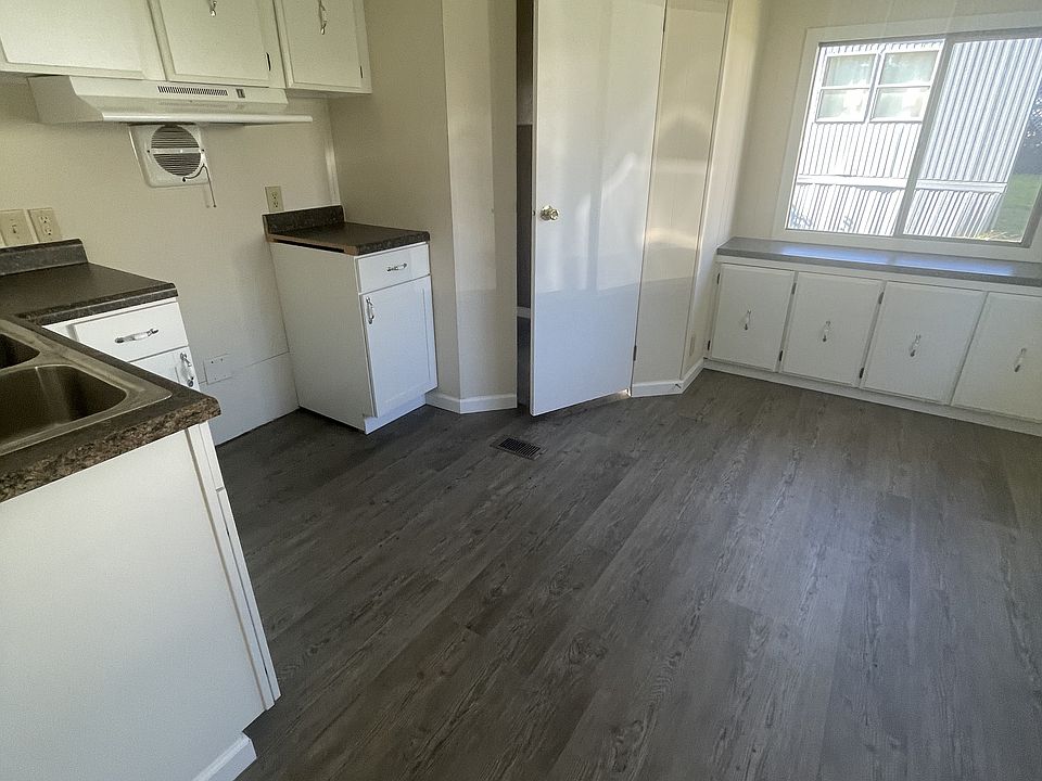 1 Oakridge Heights Dr, Oakdale, PA 15071 Zillow