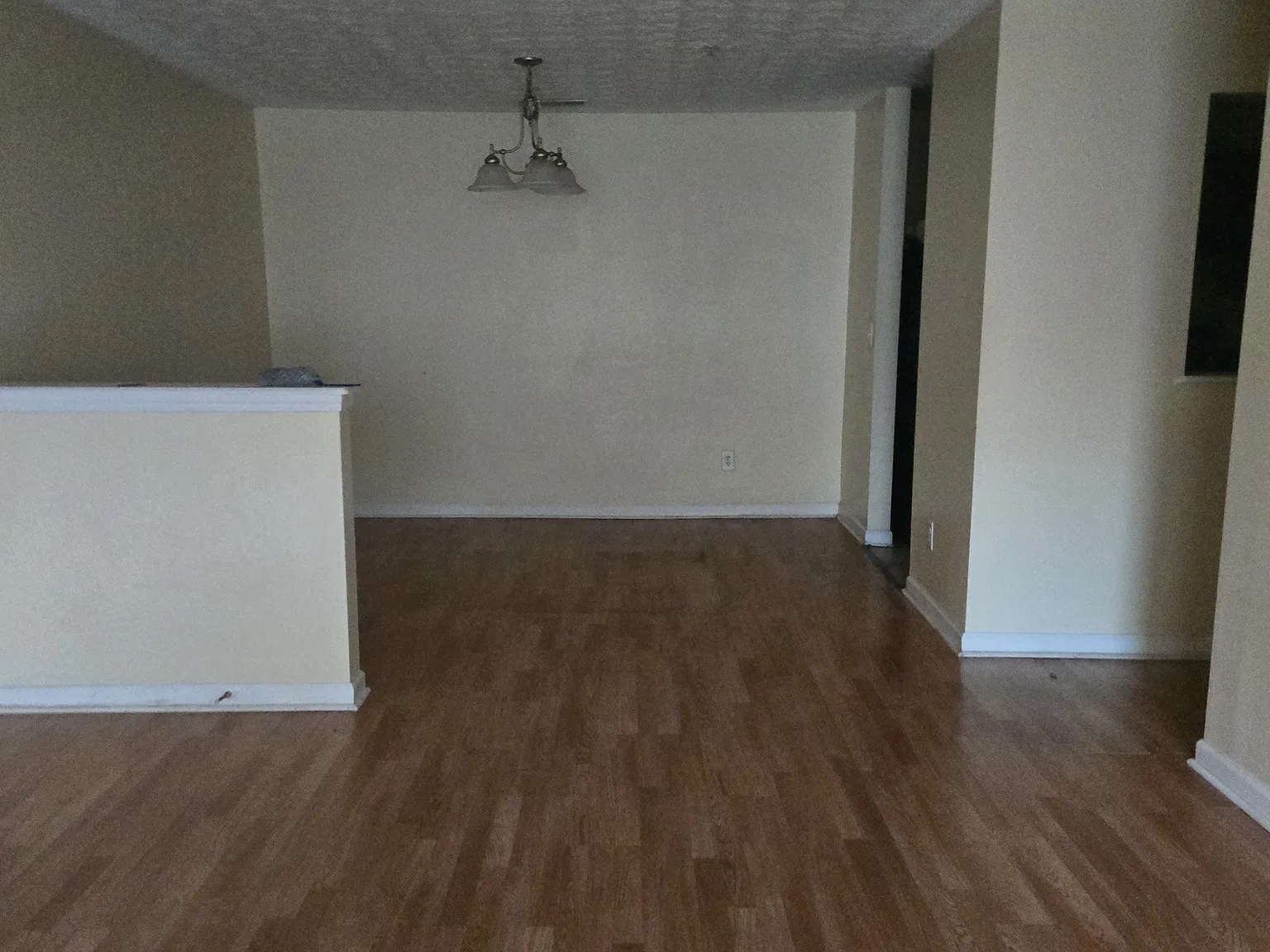 3 bed, 1292 sqft, $1,650 — Photo 3