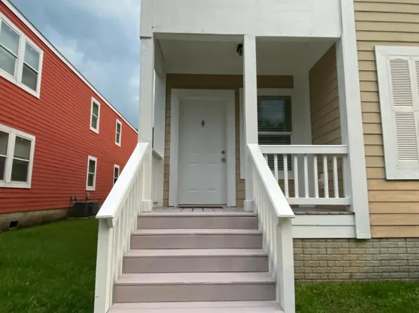 13499 Artes St #A, Gulfport, MS 39503