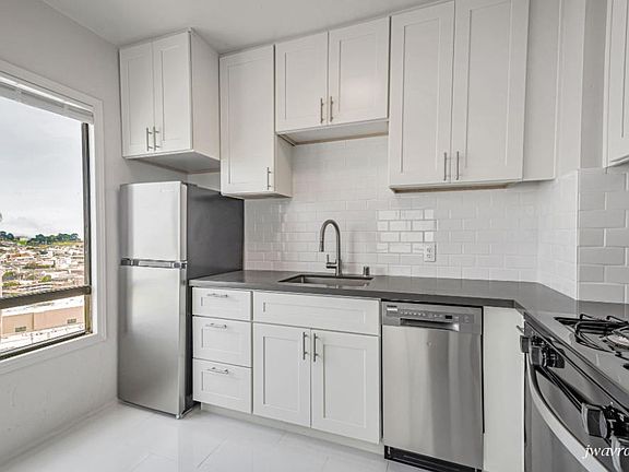 4th image of 82 Terra Vista Ave #13