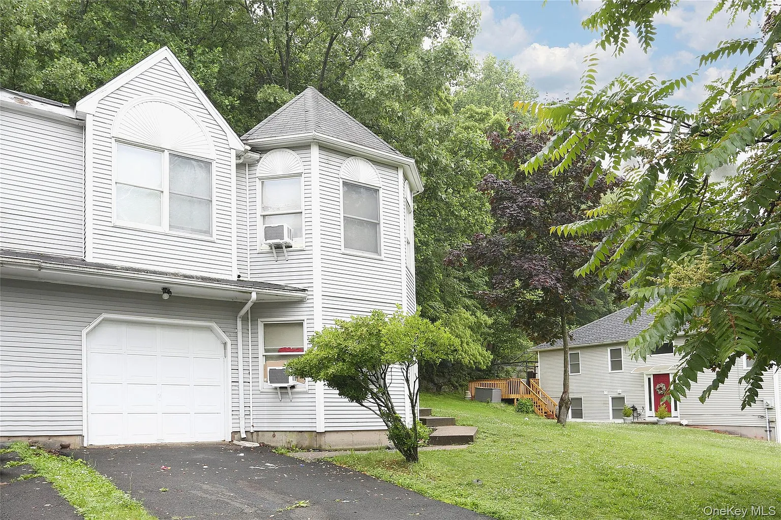 68 Hillside Avenue photo 1