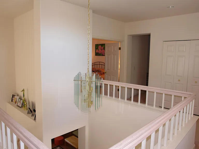 1109 Sikes Ct — Photo 6