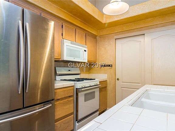 5th image of 5239 Tropical Peach Dr