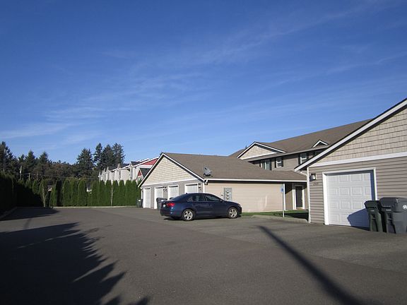3rd image of 6505 53rd Ave W
