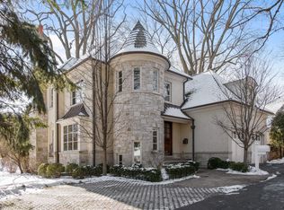 96 Church Rd, Winnetka, IL 60093