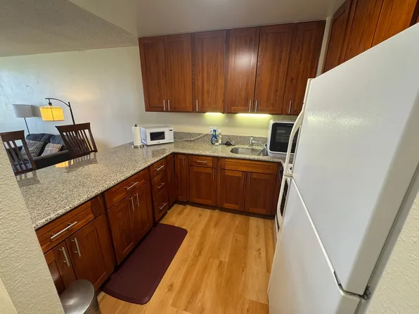 1255 Nuuanu Ave APT E909, Honolulu, HI 96817
