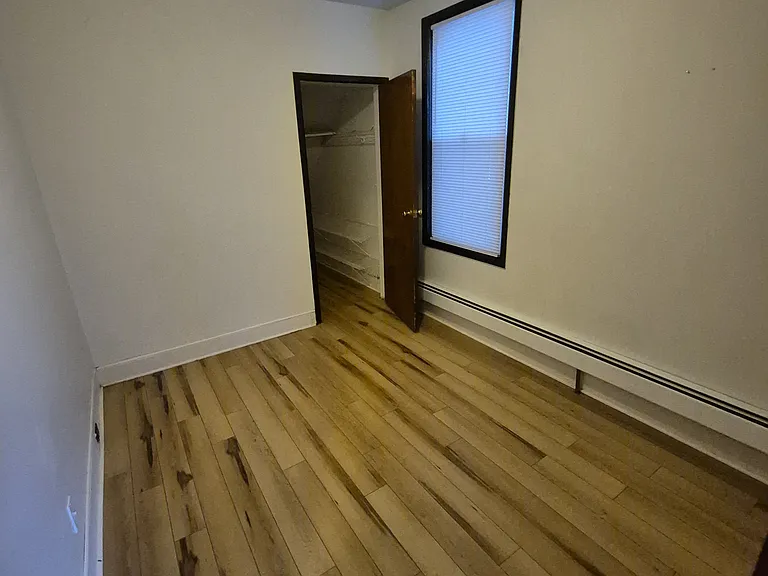 814 Pavonia Ave #1 — Photo 8