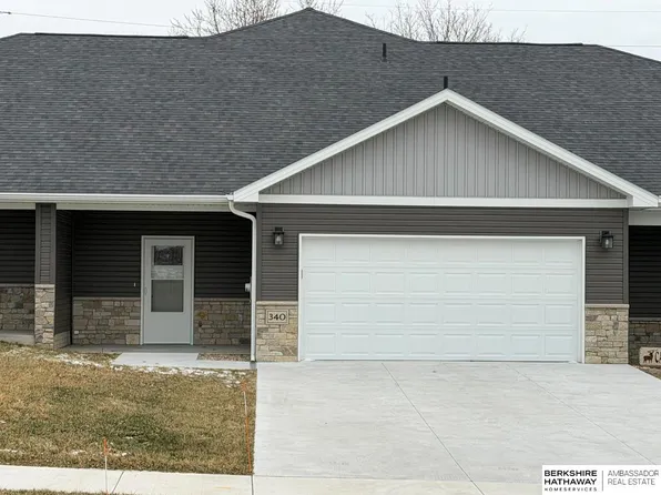 340 Addie Ln, Seward, NE 68434