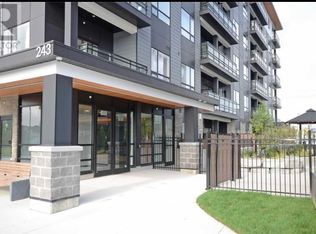243 Northfield Dr E #411, Waterloo, ON N2K0H2