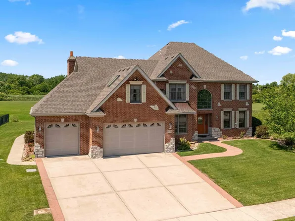 10518 Nebraska St, Frankfort, IL 60423