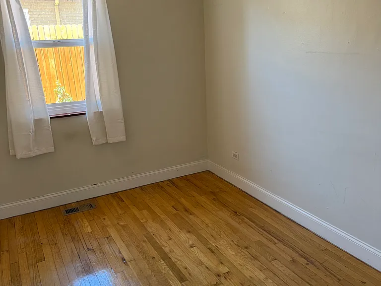 1431 Jasmine St #1431 — Photo 6