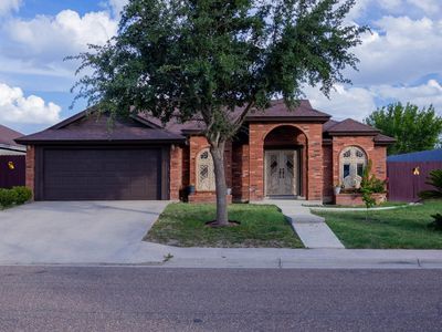 213 Charreada Dr, Laredo, TX, 78045