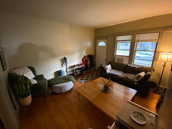4th image of 640 Laurel Ave APT 1