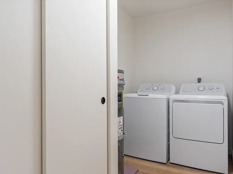 2140 SW Holden St #B3 — Photo 10