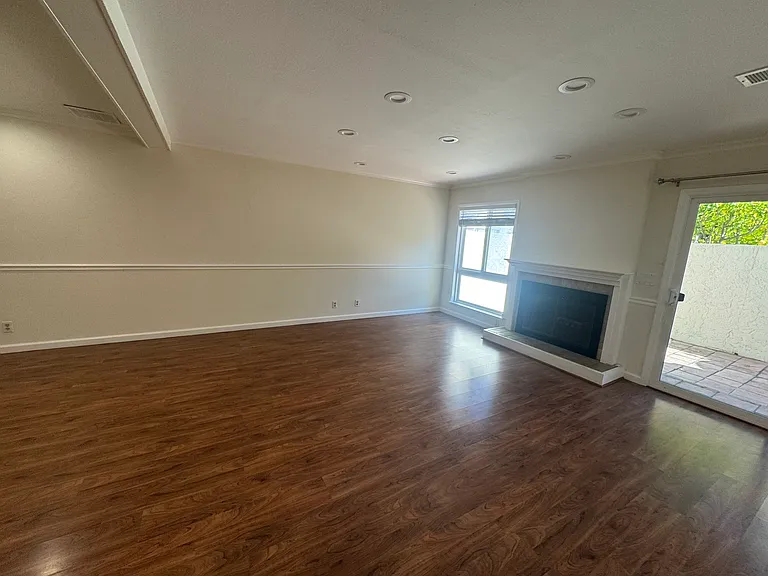 19226 Vineyard Ln — Photo 21
