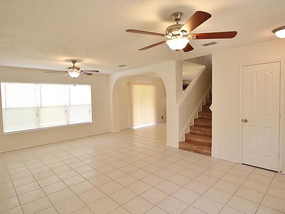 3rd image of 1201 Sun Valley St