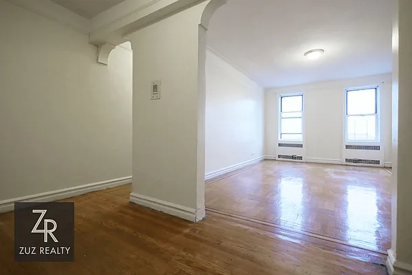 Rented by Zuz Realty | media 4