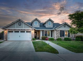 7441 N La Paz Ave, Fresno, CA 93722