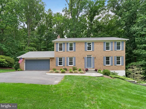 6004 Station View Ct, Fairfax Station, VA 22039