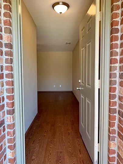 4205 SW Broadstone Ave - 2 — Photo 2