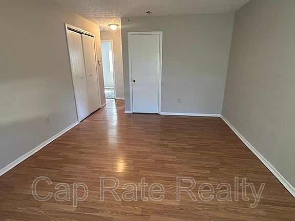 5th image of 1020 E 13th Ave #C