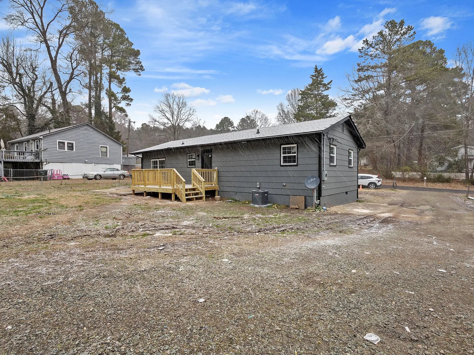 3 bed, 920 sqft, $1,800 — Photo 3