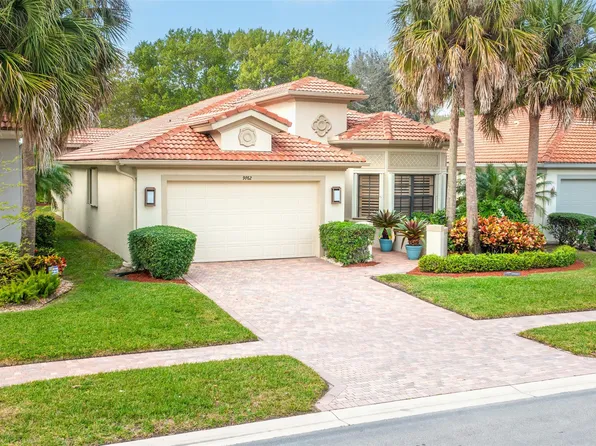 9762 Isles Cay Drive, Delray Beach, FL 33446