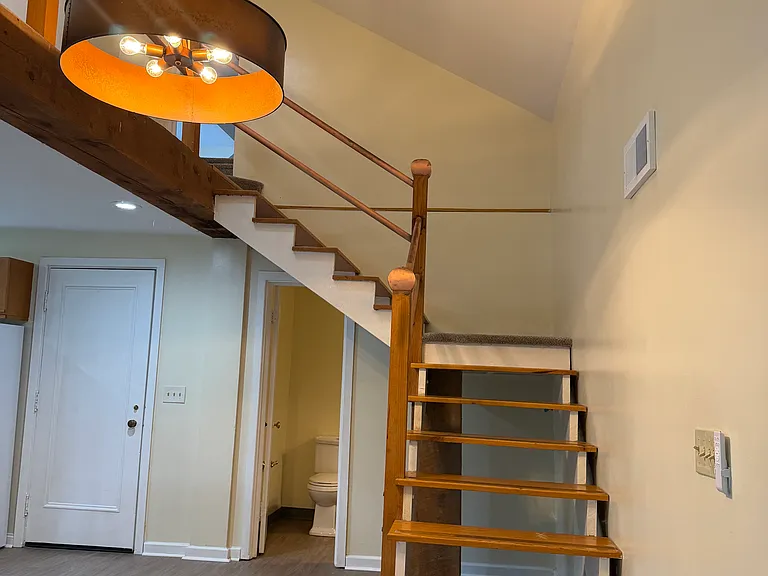 196 Linwood Ave #CH — Photo 9