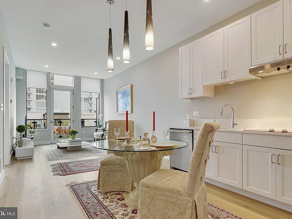 3rd image of 801 N Fairfax St #410
