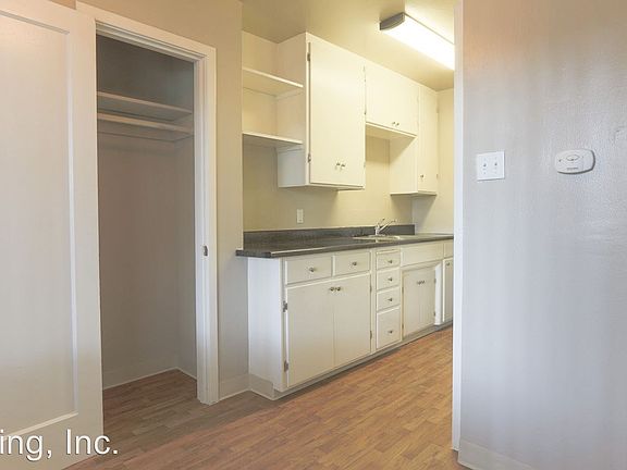3rd image of 593 Saratoga Ave APT 02